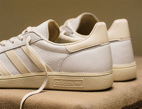 adidas spezial whitw|adidas handball spezial off white.